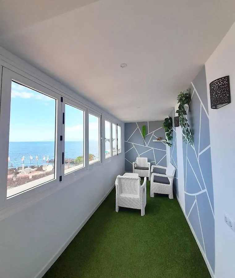 Beautiful Appartment Front Of See, Wifi Free Playa de las Américas 0*,  España